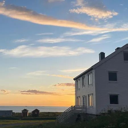 With Unique View Apartment Urangsvag